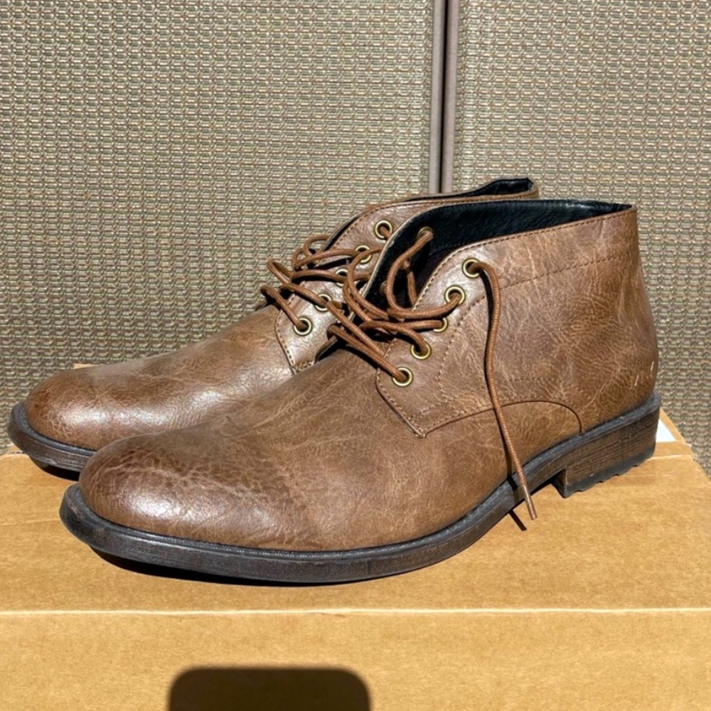 Andrew Marc Chukka Boots